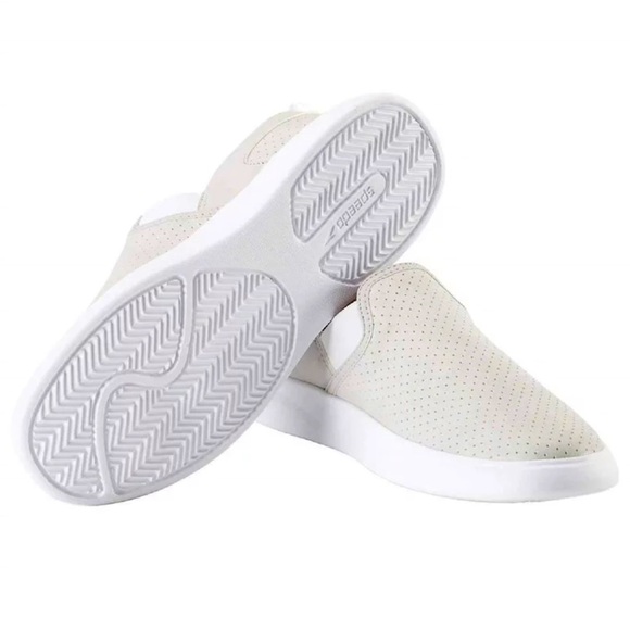 Speedo Shoes - Speedo Women’s Hybrid Slip on Shoe Size 9 Lightweight In & Out Water Shoes NEW